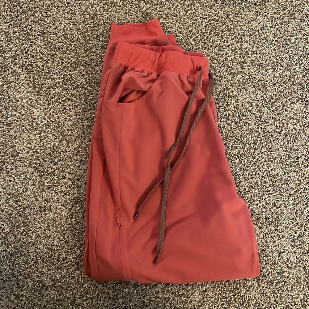 Darker Pink Jaanuu Scrub Set, Barely Used. - image 5